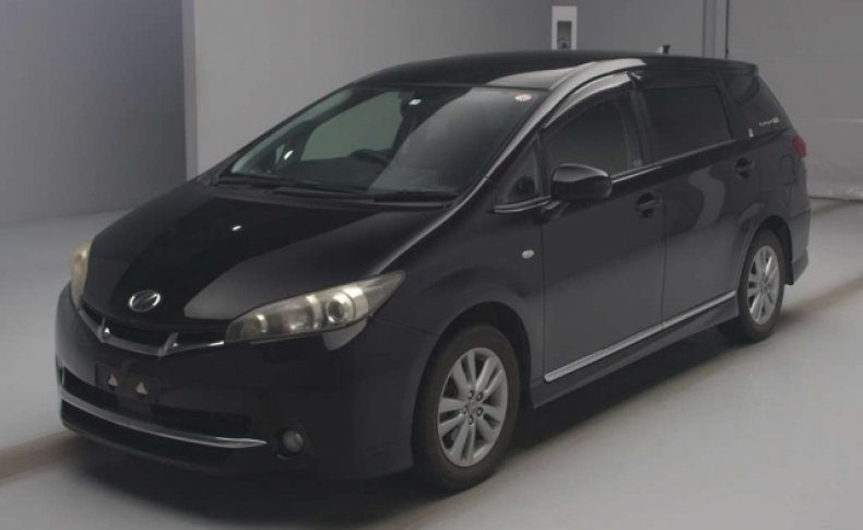 TOYOTA WISH 1.8S 2011