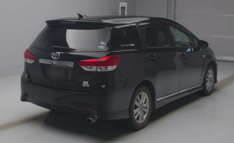 TOYOTA WISH 1.8S 2011