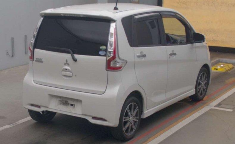 MITSUBISHI EK WAGON T Safety Package 2016