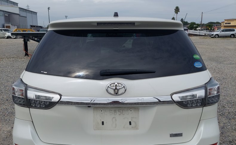 TOYOTA WISH 1.8X 2012
