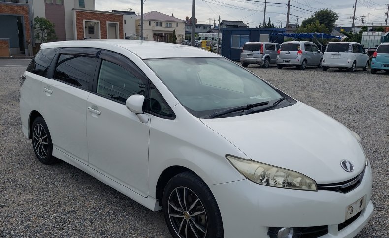 TOYOTA WISH 1.8X 2012