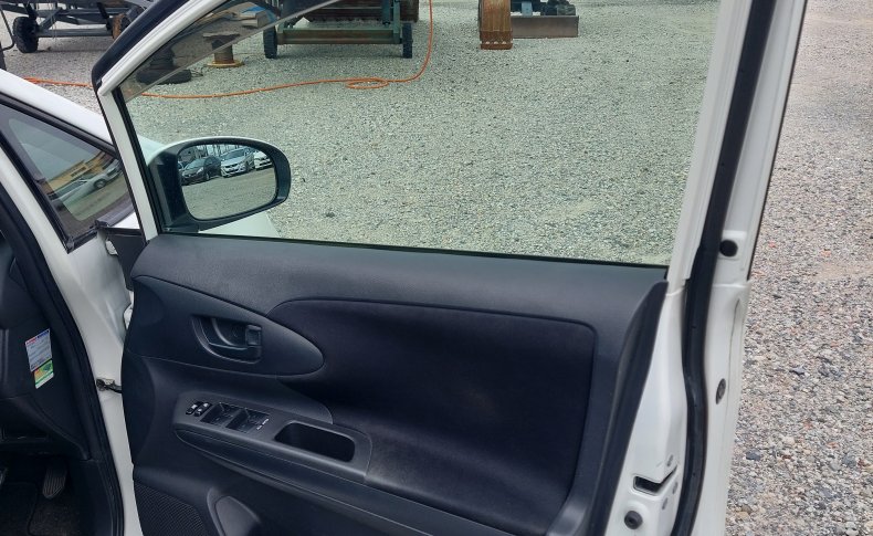 TOYOTA WISH 1.8X 2012