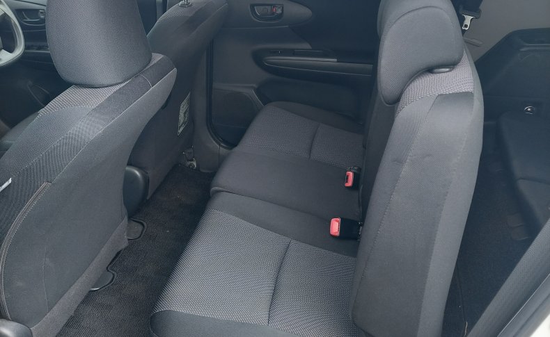 TOYOTA WISH 1.8X 2012