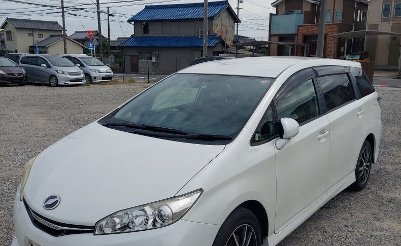 TOYOTA WISH 1.8X 2012