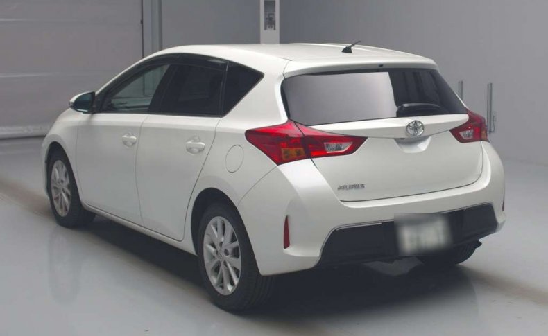 TOYOTA AURIS 150X S Package 2012