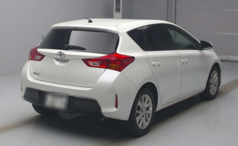 TOYOTA AURIS 150X S Package 2012