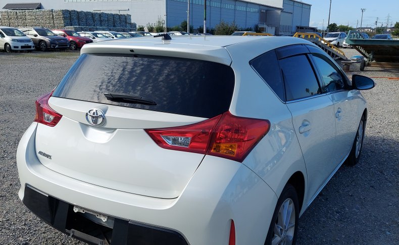 TOYOTA AURIS 150X S Package 2012