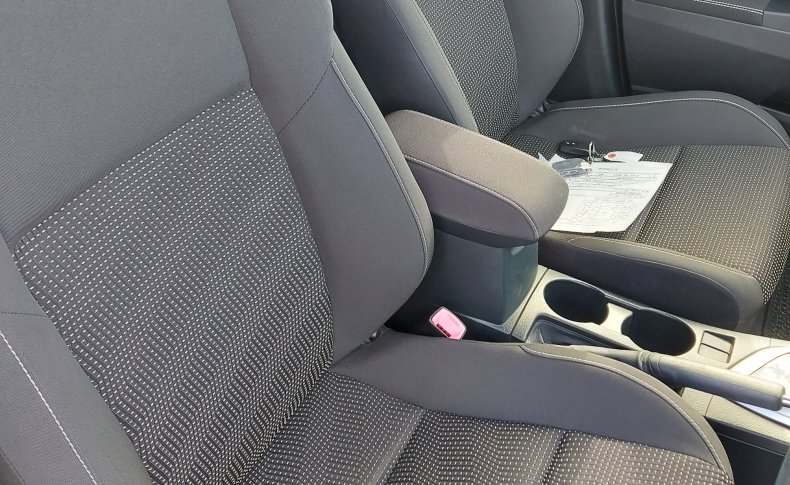 TOYOTA AURIS 150X S Package 2012