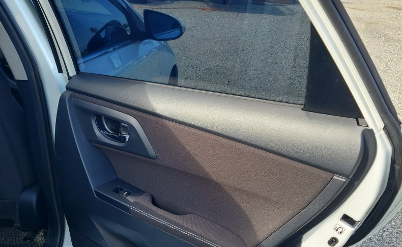 TOYOTA AURIS 150X S Package 2012