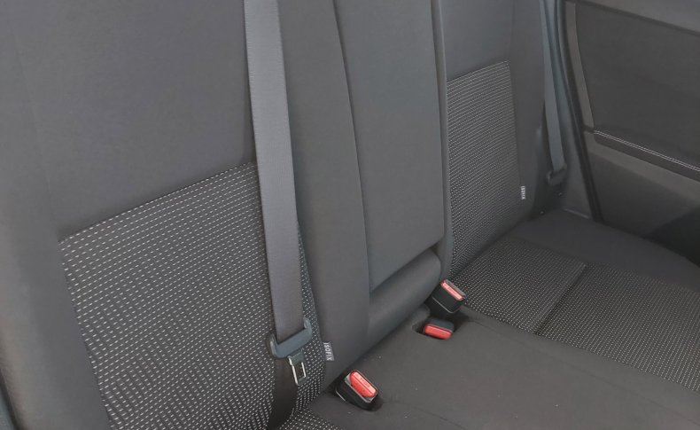 TOYOTA AURIS 150X S Package 2012