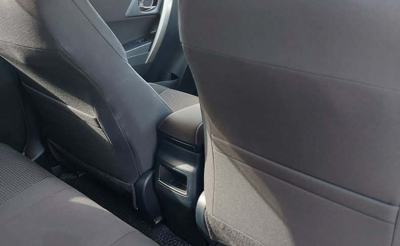 TOYOTA AURIS 150X S Package 2012