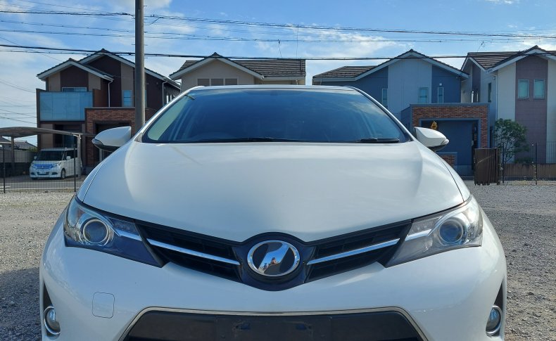 TOYOTA AURIS 150X S Package 2012