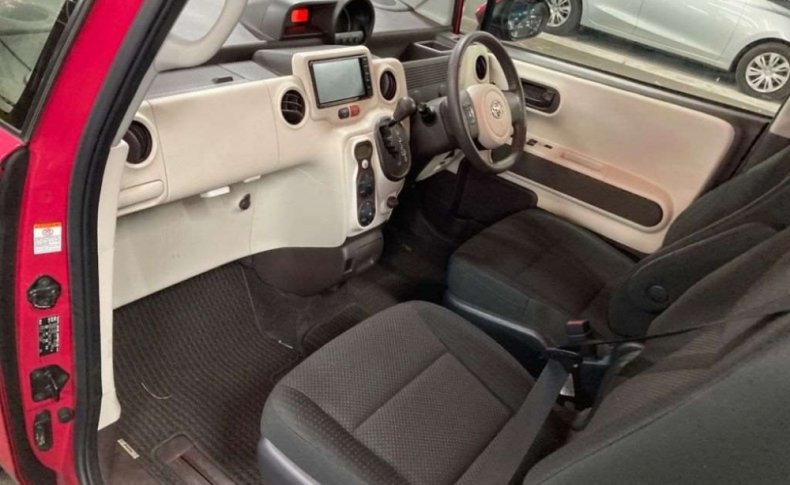 TOYOTA PORTE G 2019
