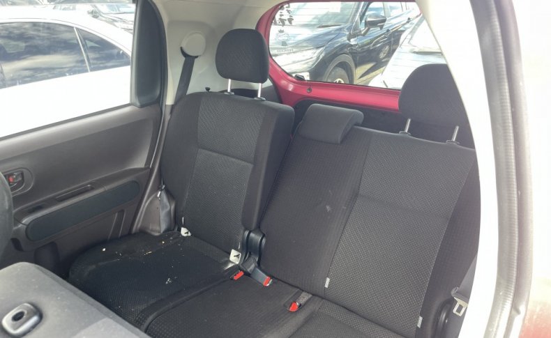 TOYOTA PORTE G 2019