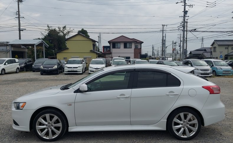 MITSUBISHI GALANT FORTIS Sports 2011