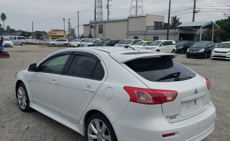 MITSUBISHI GALANT FORTIS Sports 2011