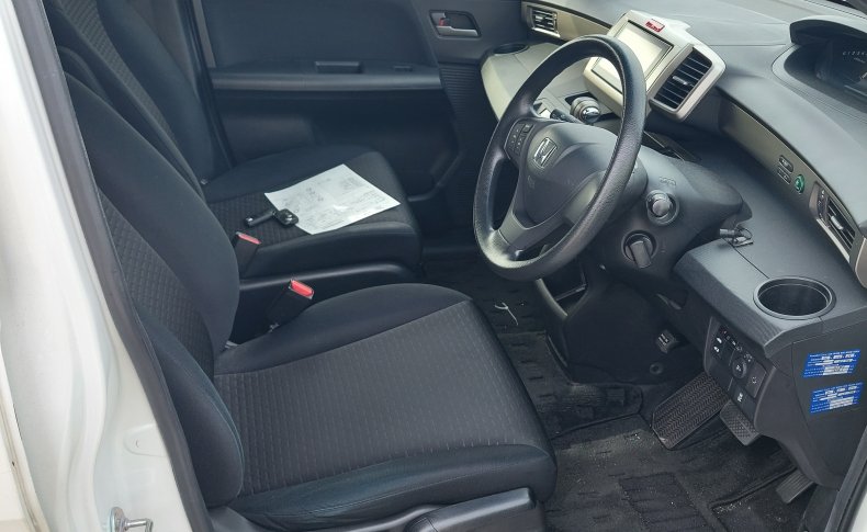 HONDA FREED SPIKE G Just Selection 2014