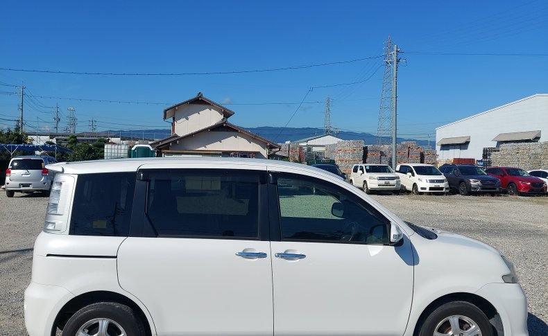 TOYOTA SIENTA DICE 4WD 2011