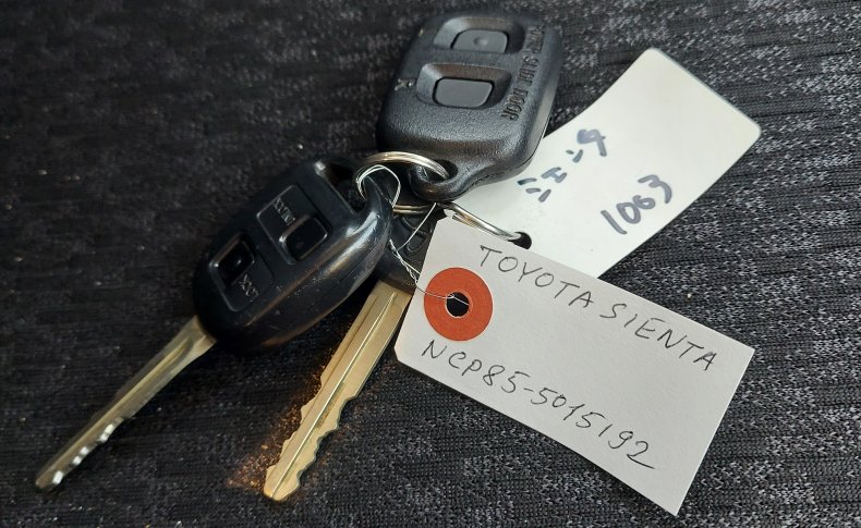 TOYOTA SIENTA DICE 4WD 2011