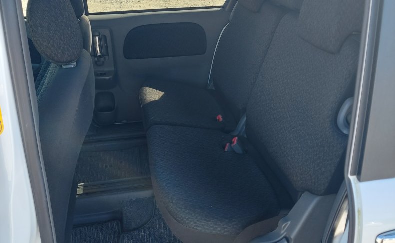 TOYOTA SIENTA DICE 4WD 2011