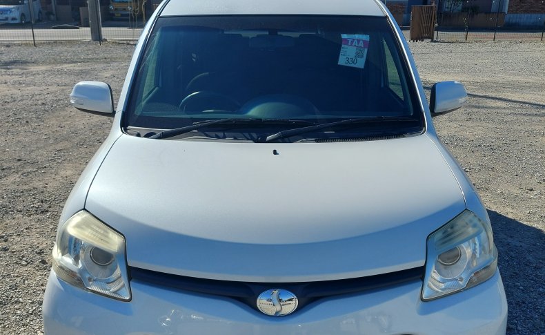TOYOTA SIENTA DICE 4WD 2011