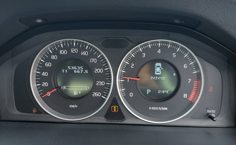 VOLVO S 60 (Комплектация с люком) 2011