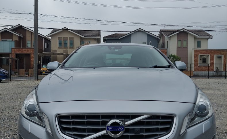 VOLVO S 60 (Комплектация с люком) 2011