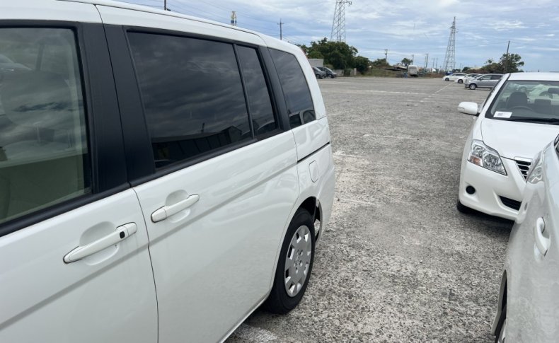 TOYOTA ISIS L G Edition 2010
