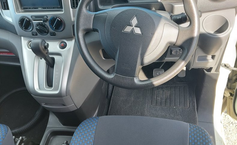MITSUBISHI DELICA D:3  2013