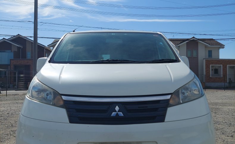 MITSUBISHI DELICA D:3  2013