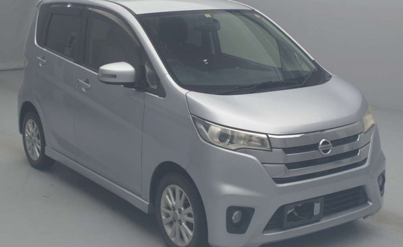 NISSAN DAYZ Highway Star - X 4WD 2014