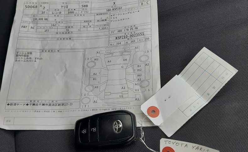 TOYOTA YARIS X 2020