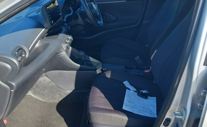 TOYOTA YARIS X 2020