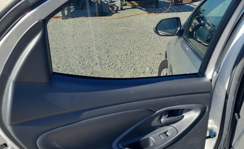 TOYOTA YARIS X 2020
