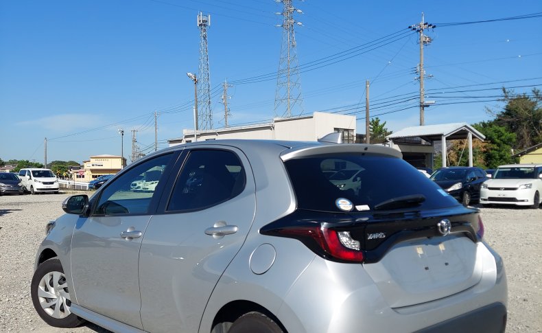 TOYOTA YARIS X 2020