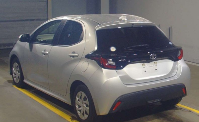 TOYOTA YARIS X 2020
