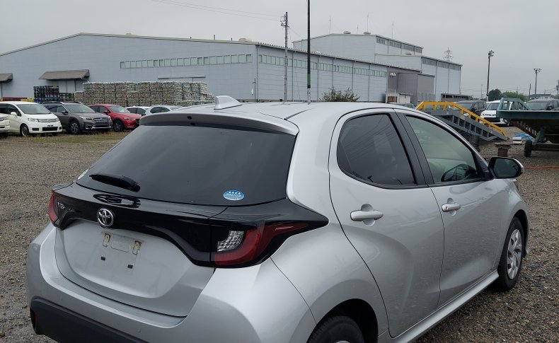 TOYOTA YARIS X 2020