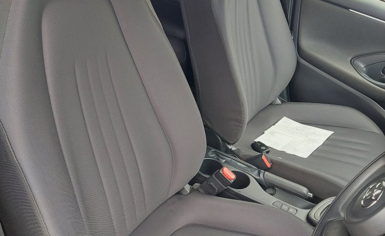 TOYOTA YARIS X 2020