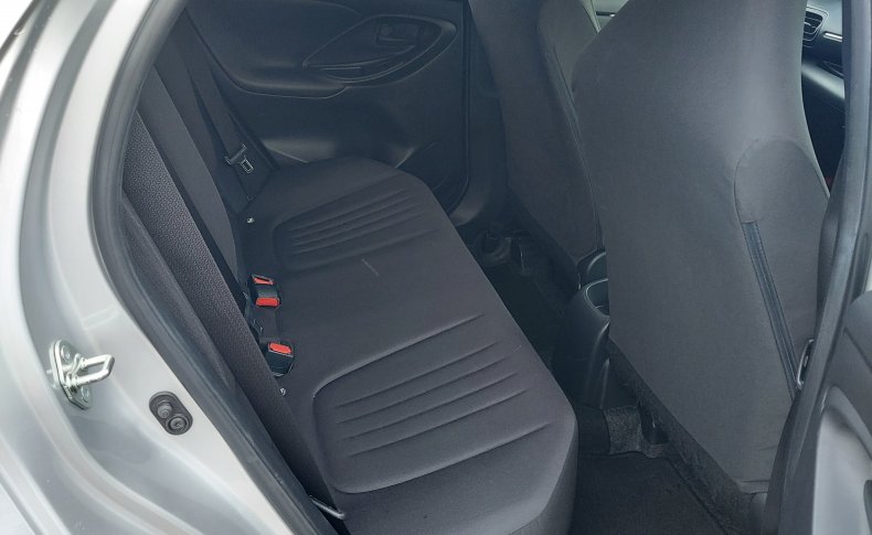 TOYOTA YARIS X 2020