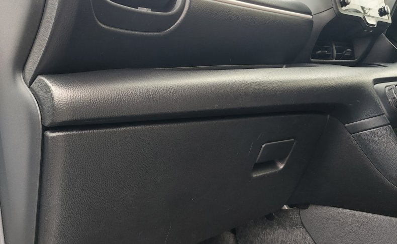 TOYOTA YARIS X 2020