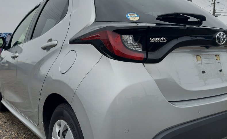 TOYOTA YARIS X 2020