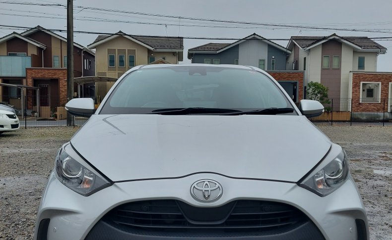 TOYOTA YARIS X 2020