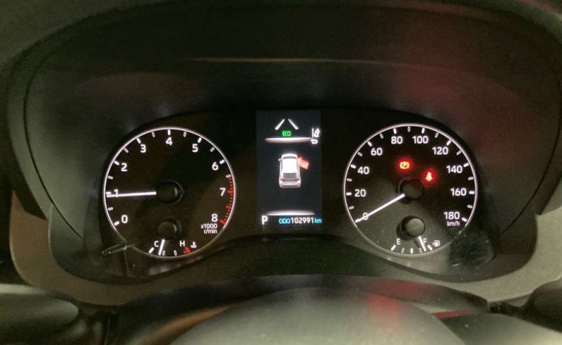 TOYOTA YARIS X 2020