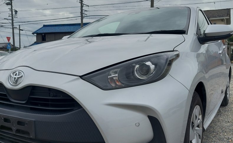TOYOTA YARIS X 2020