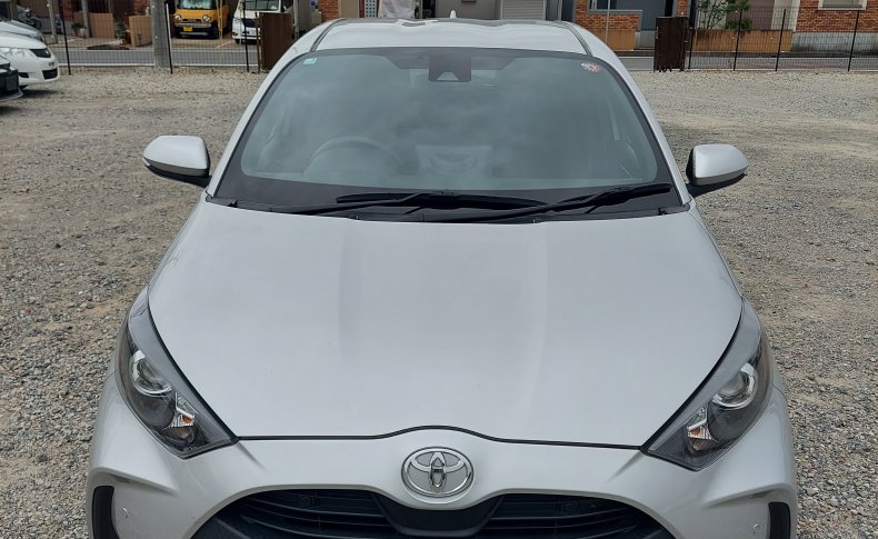 TOYOTA YARIS X 2020