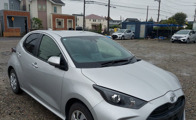 TOYOTA YARIS X 2020