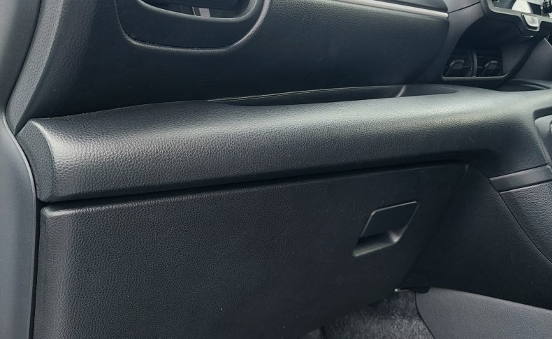 TOYOTA YARIS X 2020
