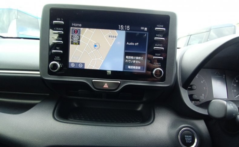 TOYOTA YARIS X 2020
