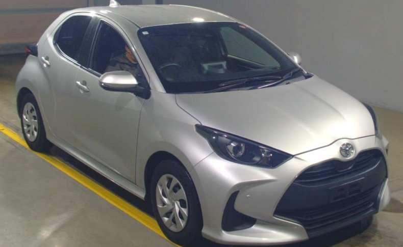 TOYOTA YARIS X 2020