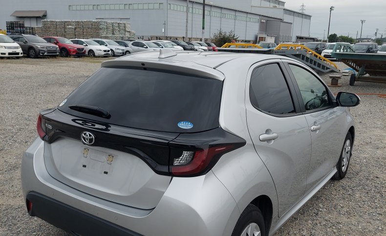 TOYOTA YARIS X 2020
